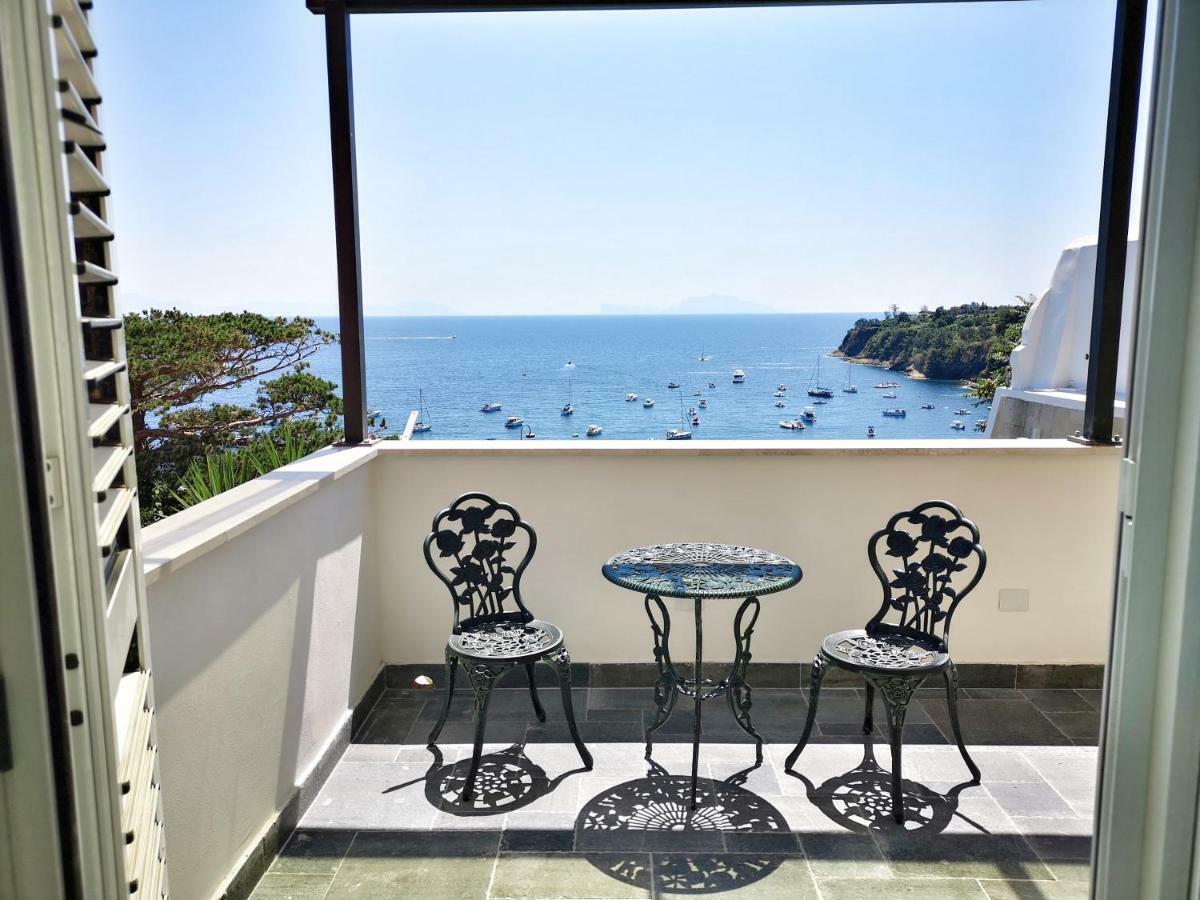Calise Guest House Procida Exterior photo